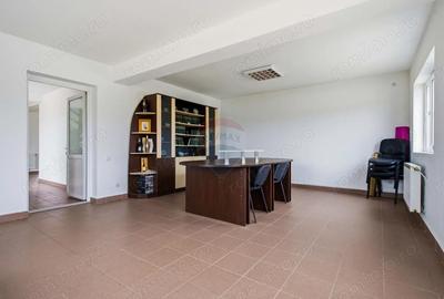 Teren de 43708 mp, în Scobâlțeni - 9