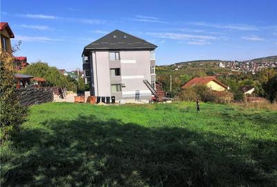 Teren de 650 mp, în Vișani