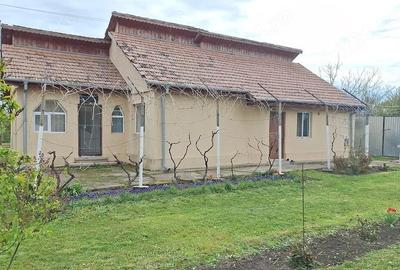 Casă cu 3 camere în Stâlpu - 11