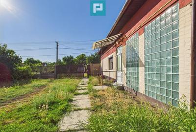 Casă cu 3 camere cu Teren 2067 Mp în Vărșand - 6