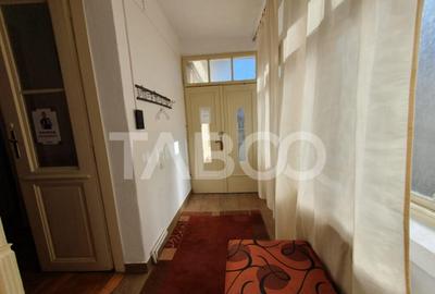 Casă cu 6 camere cu Canalizare în Central - 18