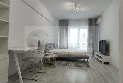 1 CAM , COMISION 50 % (225 EURO) ,CENTRU, PARCARE,UNIREA TOWERS - 3