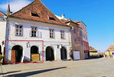 Spatiu comercial de inchiriat | Piata Mica | Central
