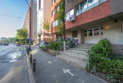 Apartament de 2 camere proaspat renovat, 5 min metrou, prima inchiriere! - 17