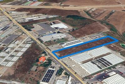 Teren de 20500 mp, în Exterior Vest