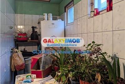 Rahova-Margeanului casa 100 mp, teren 315 mp,deschidere 13,5 ml,garaj - 31