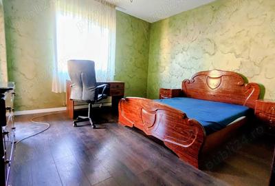 Proprietar vand vila d+p+e+m cu o suprafata generoasa de 540 mp construiti, teren amplu de 950 mp - 15