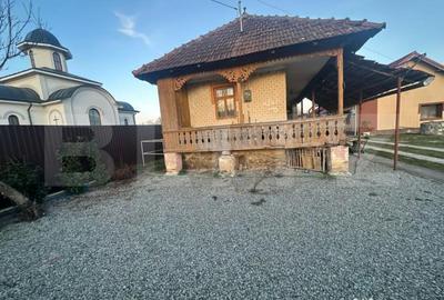 Spațiu comercial, de 60 mp, în Central - 3