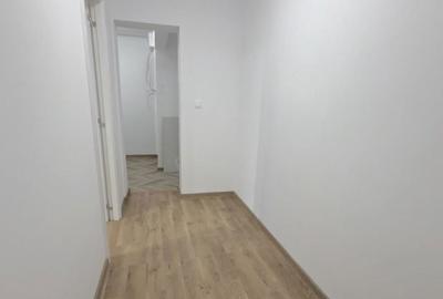 Apartament cu 2 camere decomandat în Cornișa - 10