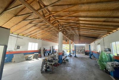 Spațiu industrial, de 300 mp, în Nord-Est