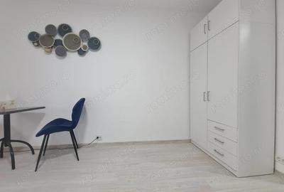 Garsonieră semidecomandată în Central