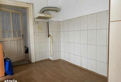 Casă cu 2 camere cu Teren 50 Mp în Central - 1