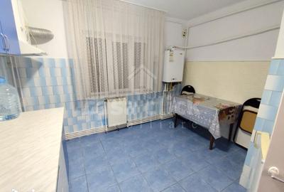 Apartament cu 2 camere decomandat în Micro 17