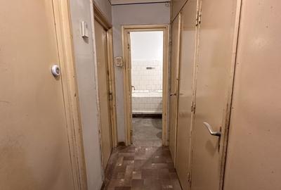 Apartament cu 3 camere semidecomandat, mobilat în Rovine - 4