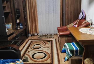 Vand apartament Zarnesti, cartier Caraiman - 1