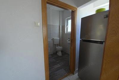 Apartament cu 3 camere semidecomandat în Central - 4