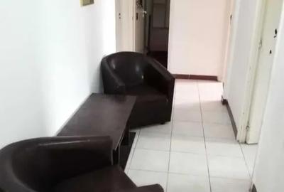 Apartament cu 2 camere decomandat în Văcăresti - 5
