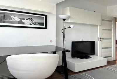 Centrul Civic Priveliste Deosebita - 1