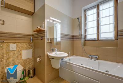 Apartament rafinat cu 3 camere și terasă panoramică, lângă Parcul Cișmigiu Apartament rafinat cu 3 camere și terasă panoramică, lângă Parcul Cișmigiu - 14