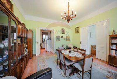 Casă cu 7 camere cu Teren 153 Mp în Ultracentral - 2