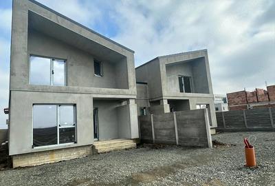 Casă cu Teren 300 Mp în Ghiroda - 2