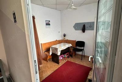 Vand imobil, cu chiriasi pe termen lung, situat in Pitesti, Arges - 1