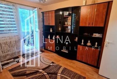 Apartament cu 3 camere decomandat în Dâmbu Pietros - 3
