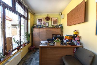 Casă individuală cu 12 camere cu Teren 330 Mp în Brașovul Vechi - 2