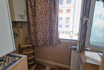Complex Dacia-apartament 2 camere decomandat cu gaze - 11