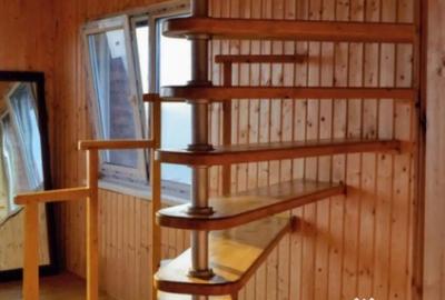 Casă cu 5 camere cu Teren 2000 Mp în Paltin - 2