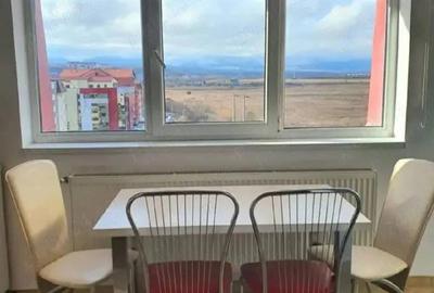 Apartament cu 4 camere decomandat în Ștrand - 2