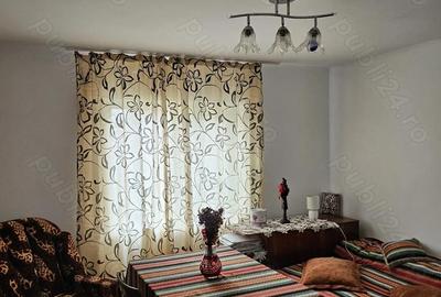 Casă cu Teren 800 Mp în Central - 3