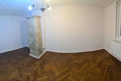 CASA CURTE ULTRACENTRAL Piata Romana la 3 minute de Calea Victoriei - 1