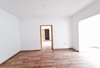 Casa situata intr-o zona buna a orasului Casa situata intr-o zona buna a orasului - 9