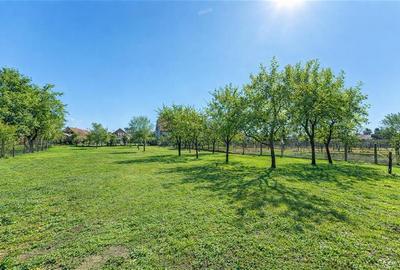 Casă individuală cu 6 camere cu Canalizare în Exterior Est - 11