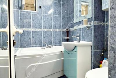 Apartament cu 2 camere decomandat în Micro 20 - 3