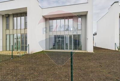 Vila luminoasa, cu finisaje premium, 4 camere in Tunari - Amber Forest - 16