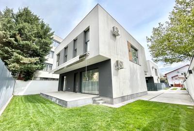 Casă individuală cu 4 camere în Pipera