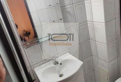 Apartament cu 3 camere decomandat, mobilat în Nicolina - 3