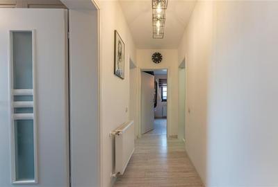 Eleganta si confort:Apartament modern,3 camere,2 bai,parcare,Ghimbav,Brasov - 12