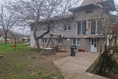Casă cu 4 camere în Central - 5