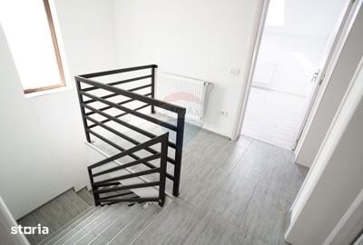 Casă cu 4 camere cu Teren 1000 Mp în Bradu - 16