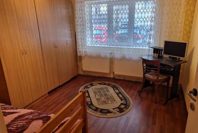 Apartament cu 3 camere decomandat în Zamfirescu - 8
