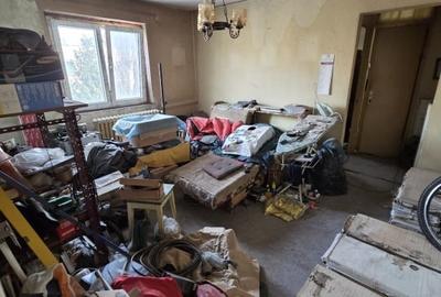 Apartament cu 2 camere semidecomandat în Berceni