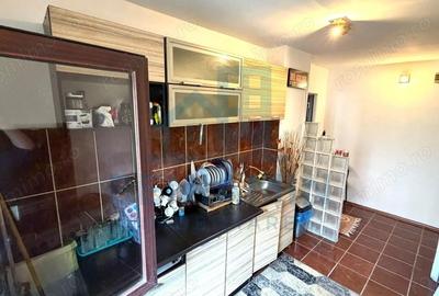 Apartament cu 2 camere semidecomandat în Craiovița Nouă - 1