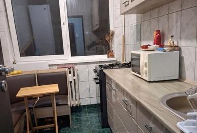 Apartament cu 2 camere semidecomandat, mobilat în Pajura - 5