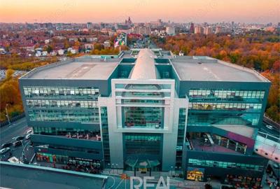 Spațiu comercial, în Eroii Revoluției - 6