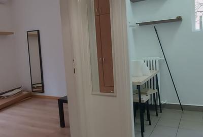 Garsonieră decomandată, mobilată în Universitate - 7