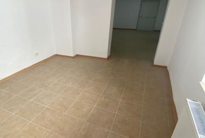 Spațiu comercial, de 25 mp, în Ultracentral - 4