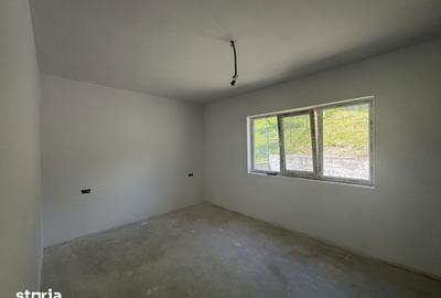 Casă cu 2 camere cu Teren 764 Mp în Bascov - 5